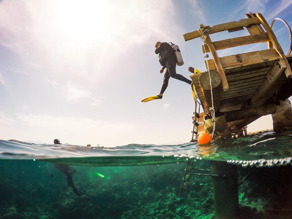 The Breakers Diving And Surfing Soma Bay Rezort